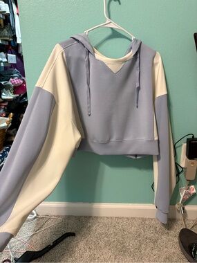 Altar'd State light blue and white Cropped Hoodie. Super soft material